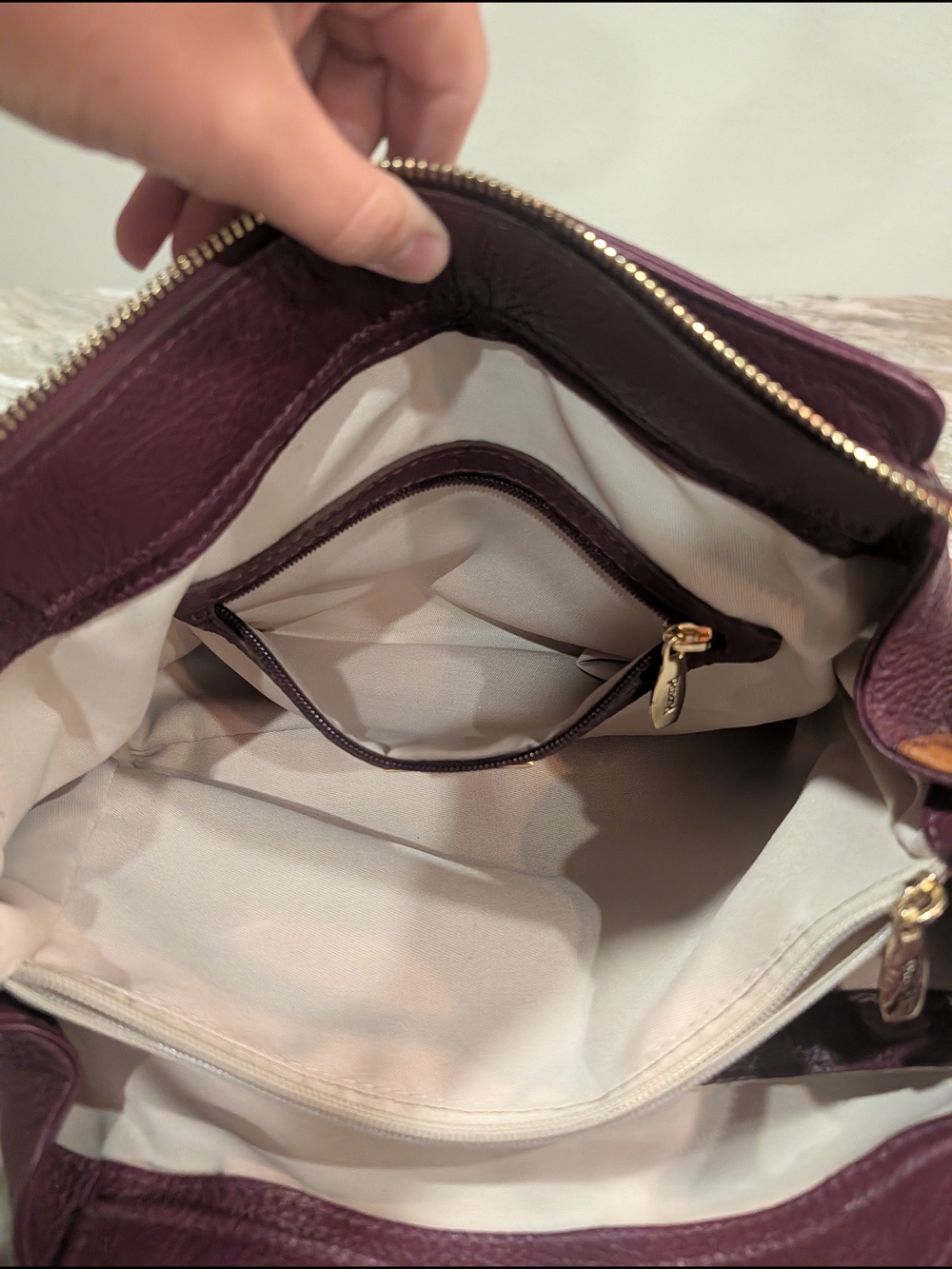 Valentina Plum Leather Bag - Picture 10 of 13